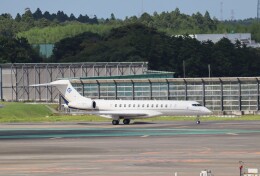 BAPOさんが、成田国際空港で撮影したプライベートエア BD-700-1A10 Global 7500の航空フォト（飛行機 写真・画像）