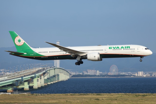 エバー航空貨物機　B747-4F エバー航空貨物機 B747-4F - メルカリ