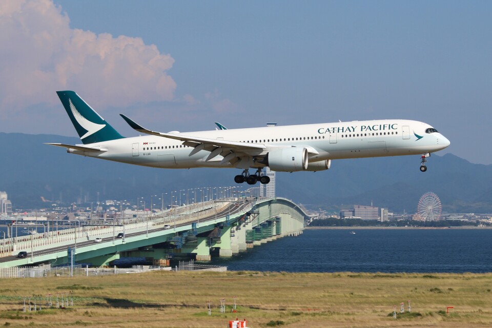 キャセイパシフィック航空 A350 LED付 キャセイパシフィック航空 A350 LED付 A350型機の快適な機内体験
