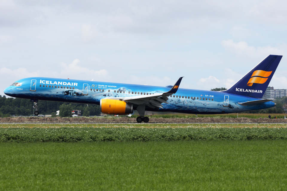 アイスランド航空 Boeing 757-200 TF-FIR アムステルダム