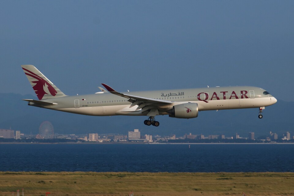 カタール航空 Airbus A350-900 A7-ALI 関西国際空港 航空フォト