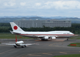 tuckerさんが、新千歳空港で撮影した航空自衛隊 747-47Cの航空フォト（飛行機 写真・画像）