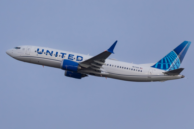 ユナイテッド航空 Boeing 787-10 United 787-10 Economy Class Trip Report - YouTube