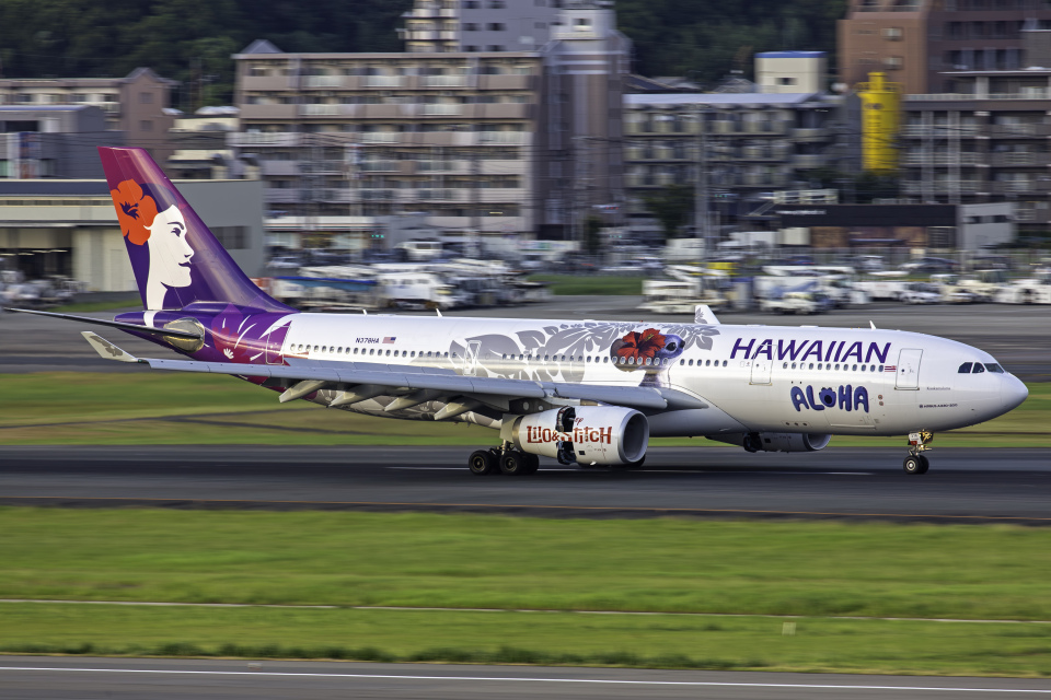 ハワイアン航空 Airbus A330-200 N378HA 福岡空港 航空フォト