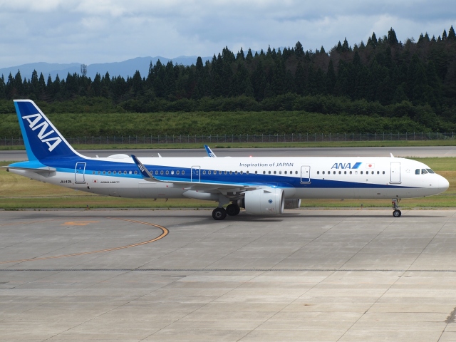 Museum in the Sky」特別塗装機 中国東方航空 (777-300 | B-7349