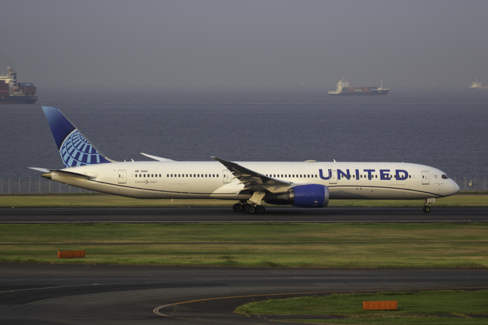 ユナイテッド航空 Boeing 787-10 N14011 羽田空港 航空フォト