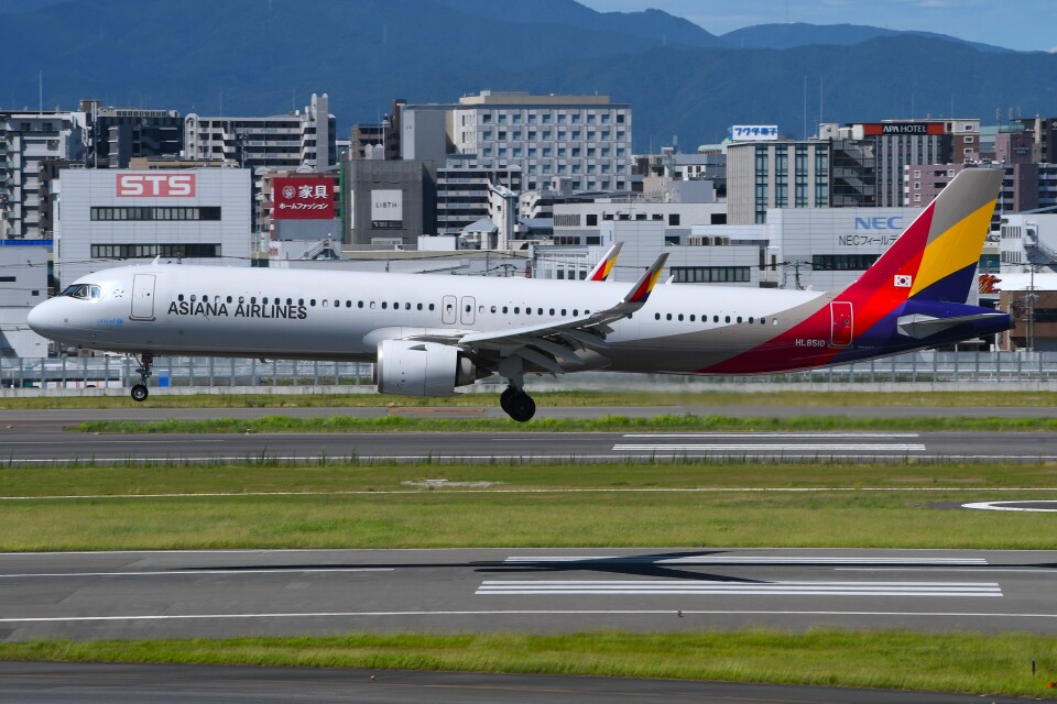 アシアナ航空 Airbus A321neo HL8510 福岡空港 航空フォト | by