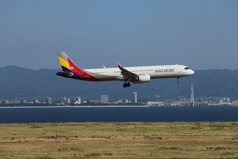 アシアナ航空 Airbus A321neo HL8534 関西国際空港 航空フォト
