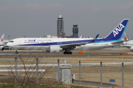 prius737さんが、成田国際空港で撮影した全日空 767-381/ERの航空フォト（飛行機 写真・画像）