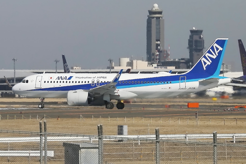 航空機・ヘリコプター ANA A320neo JA211A 全日空 Airbus A320neo JA211A 羽田空港 航空フォト | by けいと