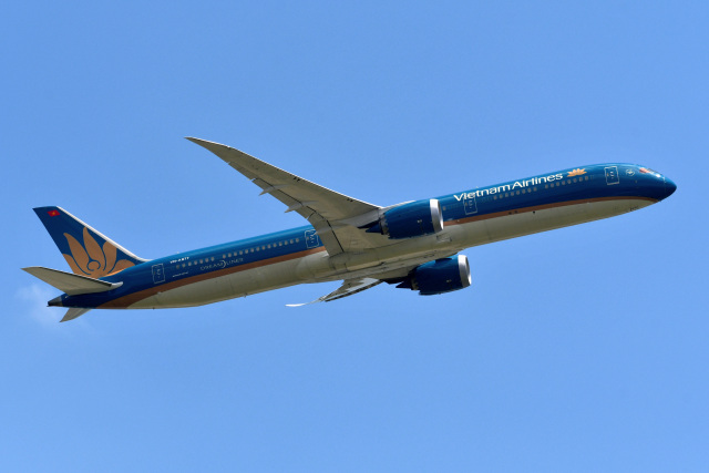 機体記号 : JA8994 (JTA) 航空機体ガイド | FlyTeam(フライチーム)