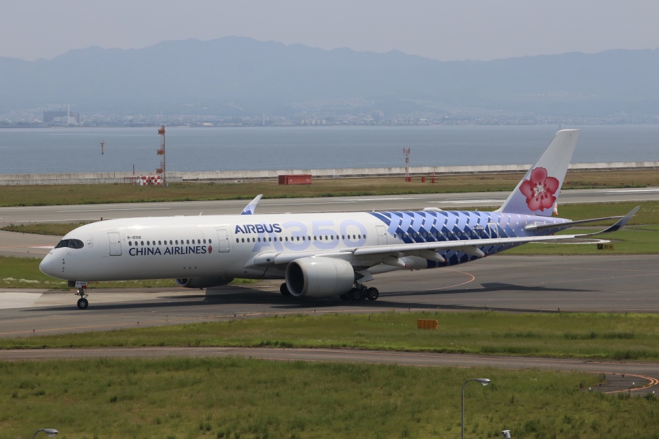 チャイナエアライン Airbus A350-900 B-18918 関西国際空港 航空