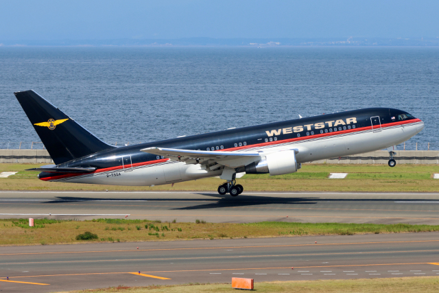 航空機・ヘリコプター NG JA01XJ JA02XJ JA03XJ JA15XJ JAL 1:400 1:400 Japan Airlines 日本航空 JAL JA8915 Boeing 747-400