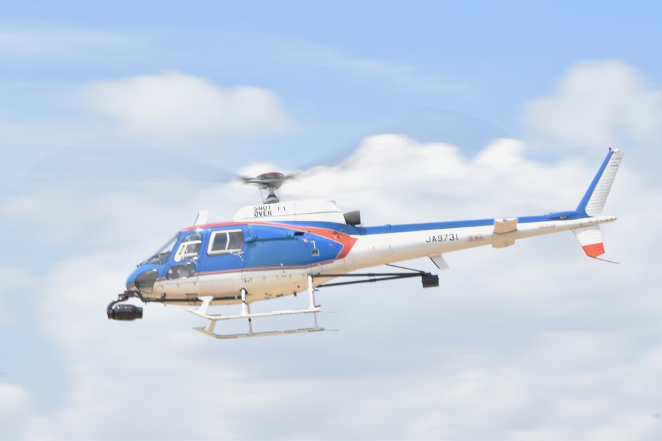 航空機・ヘリコプター Arukia ヘリコプター KAWASAKI BK117 C-2 3機 】 名古屋空港 2025/7
