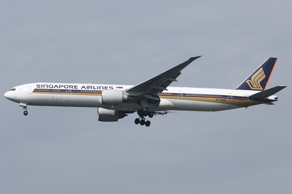 シンガポール航空Boeing777-300ER シンガポール航空、777Xを20機発注 787-10は19機追加