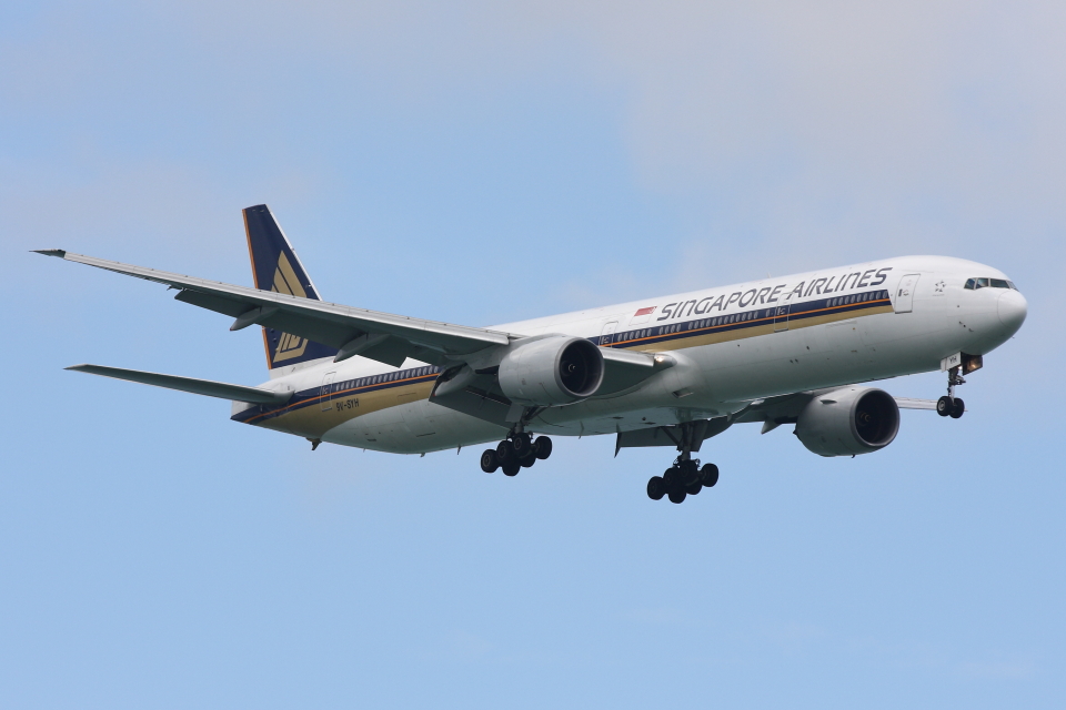 シンガポール航空Boeing777-300ER Phoenix 777-300ER シンガポール航空 9V-SNA 1/400 [11230]