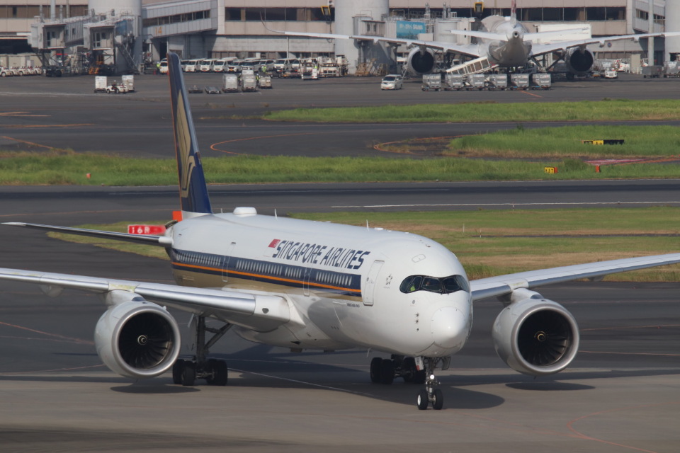 シンガポール航空 Airbus A350-900 9V-SHV 羽田空港 航空フォト