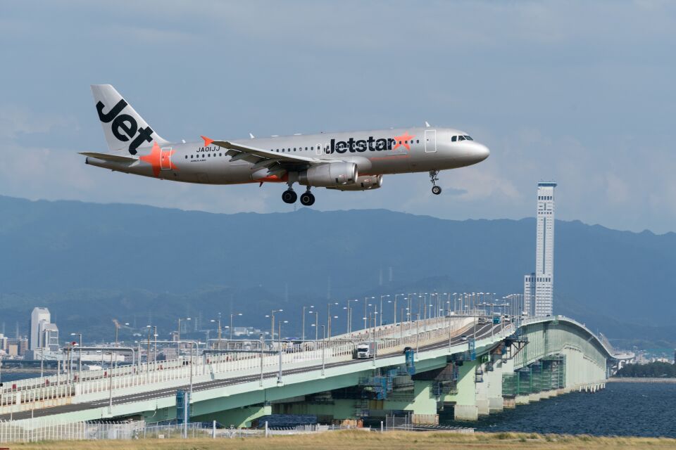 Jetstar Airbus｜A320 1:200｜ジェットスタージャパン Amazon.co.jp: ジェットスター Jetstar AIRBUS A-320 1/200