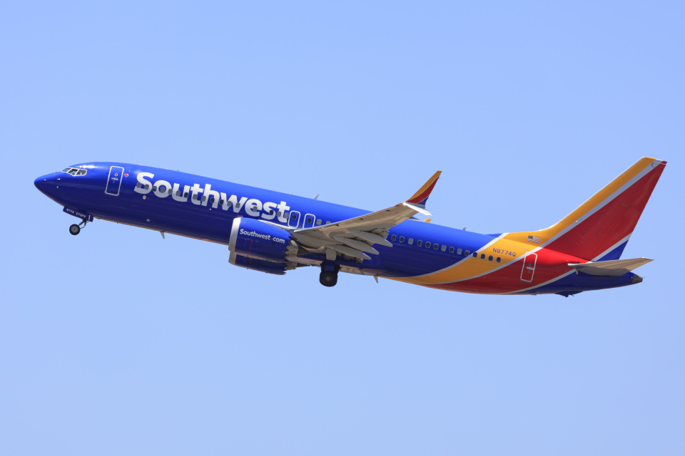 サウスウェスト航空 Boeing 737 MAX 8 N8774Q ダニエル・K