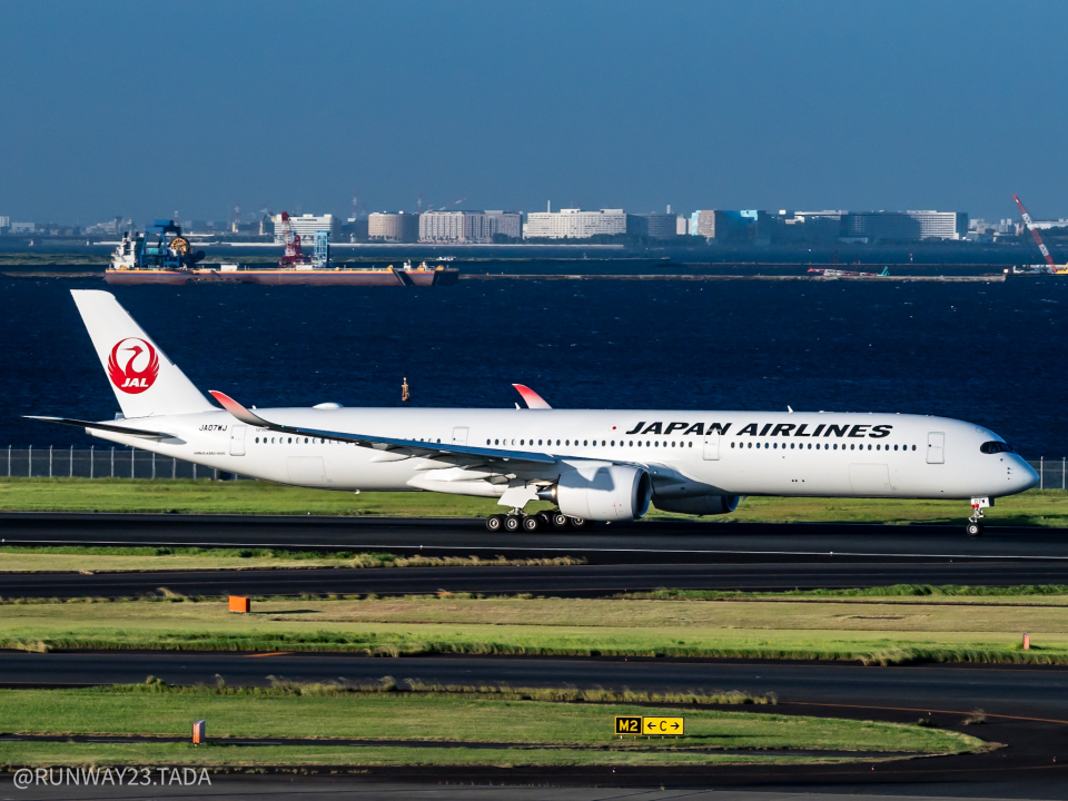 日本航空 Airbus A350-1000 JA07WJ 羽田空港 航空フォト | by