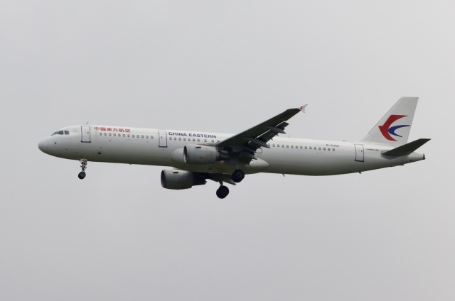 スターアライアンス」特別塗装機 アシアナ航空 (A321 | HL7730