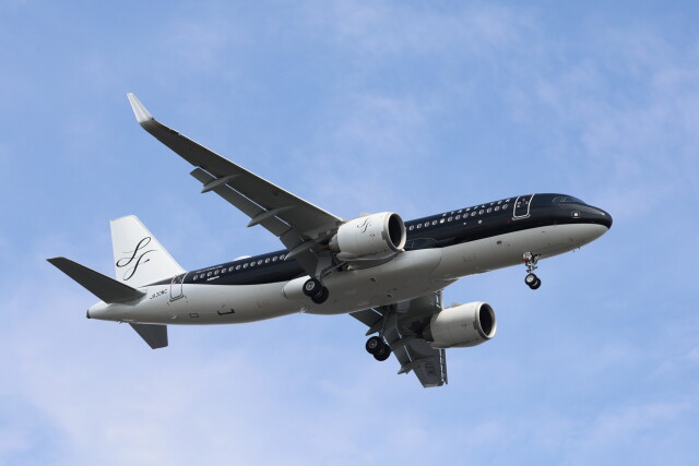 JAL B777-300 one world特別塗装1/200　JC WINGS Amazon | JC Wings 1:200 SA2043 Japan Airlines Boeing 777