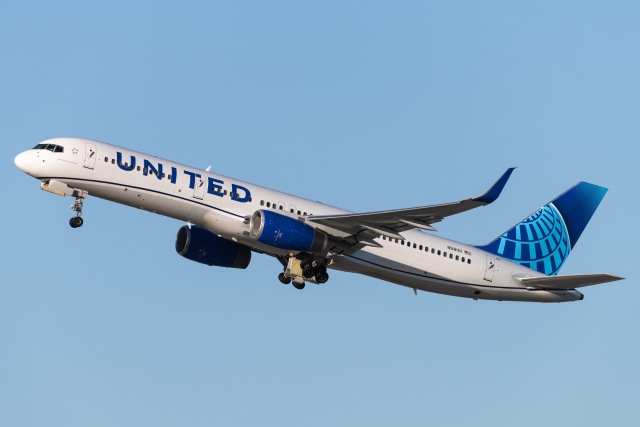 ユナイテッド航空 Boeing 787-10 United 787-10 Economy Class Trip Report - YouTube