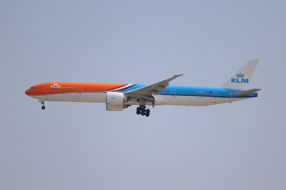 KLMオランダ航空 Boeing 777-300 PH-BVA 成田国際空港 航空