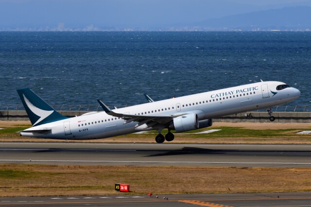 キャセイパシフィック航空　airbus A330-300 キャセイパシフィック航空 機材一覧 運用中 エアバスA330-300