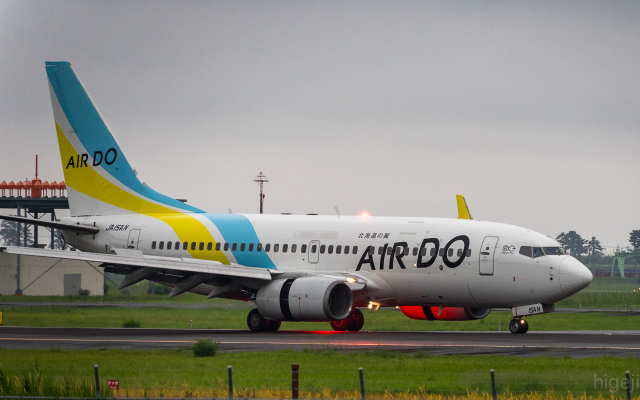 エア・ドゥ AIR DO Boeing 737-700 1/130 北海道 B737-700/使用機種・座席表 | 使用機材・座席表 | サービス