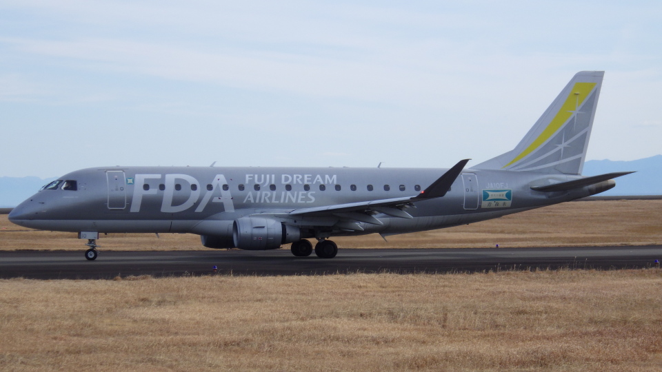 フジドリームエアラインズ ERJ-175 JA10FJ 1/400 フジドリームエアラインズ Embraer 175 JA10FJ 静岡空港 航空