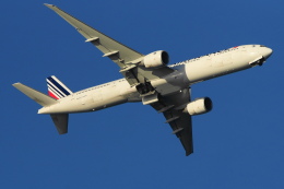 senbaさんが、羽田空港で撮影したエールフランス航空 777-328/ERの航空フォト（飛行機 写真・画像）