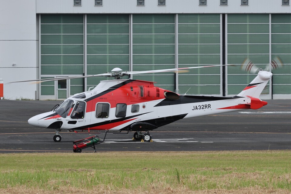 エアロトヨタ - AERO TOYOTA CORPORATION [AKF] Leonardo AW169