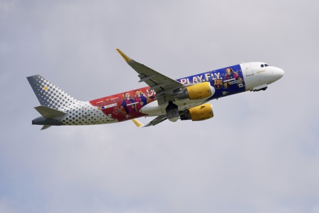 バルサ　バルセロナ FCバルセロナ 飛行機 特別塗装 バルセロナ FCバルセロナ 飛行機 バルサ 特別塗装