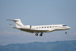 Nanoeさんが、関西国際空港で撮影したウィルミントン・トラスト・カンパニー G650 (G-VI)の航空フォト（飛行機 写真・画像）