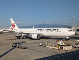 Lazonaさんが、伊丹空港で撮影した日本航空 767-346/ERの航空フォト（飛行機 写真・画像）