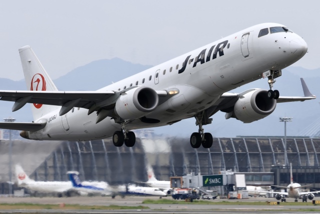 英国航空エンブラエルE RJ-190 英国航空エンブラエルE RJ-190 - メルカリ