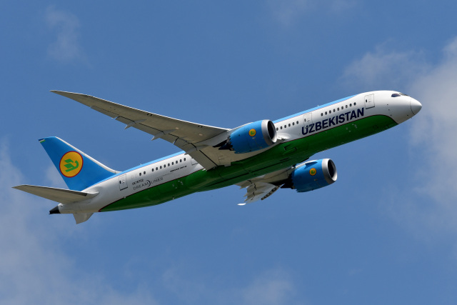 【新品未使用】PACMIN 1/100 カンタス100周年特別塗装787-9 Qantas 100 Years 787-9 Dreamliner – DRAW Decal