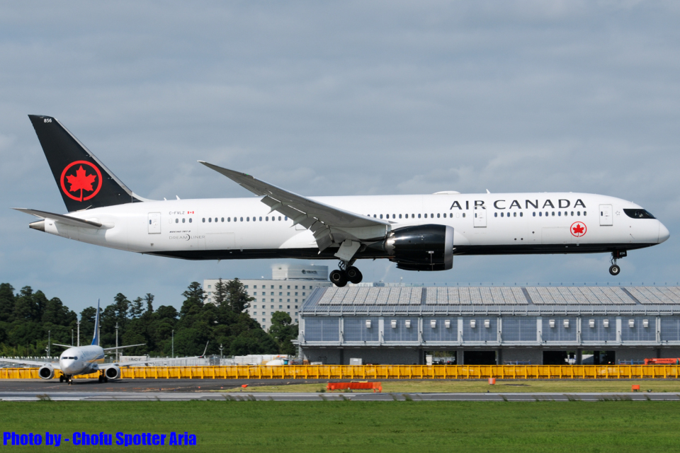 エア・カナダ Boeing 787-9 C-FVLZ 成田国際空港 航空フォト