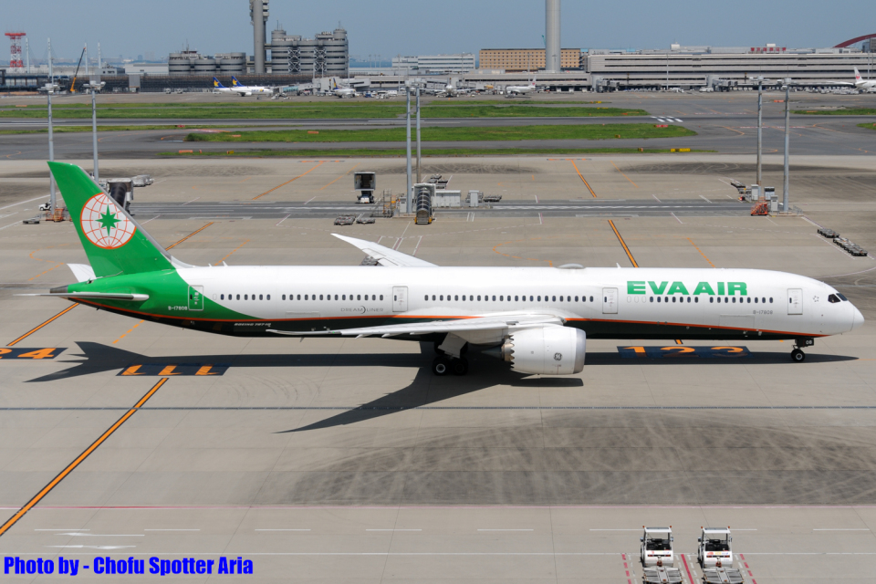 エバー航空 Boeing 787-10 B-17808 羽田空港 航空フォト | by