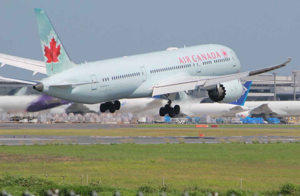 エア・カナダ Boeing 787-9 C-FGDX 成田国際空港 航空フォト