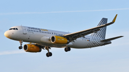 ブリュッセル航空 Airbus A319 OO-SSG ロンドン・ヒースロー空港