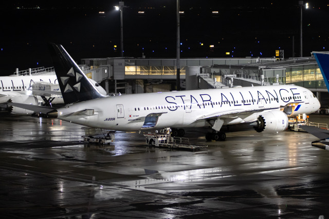 スターアライアンス」特別塗装機 全日空 (787-9 | JA899A
