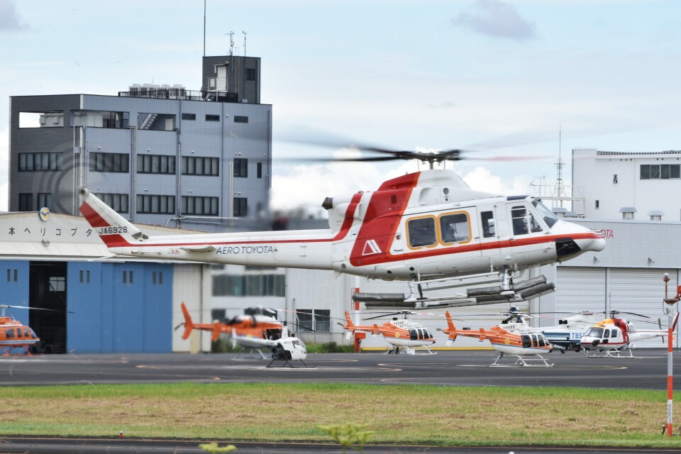 朝日航洋 Bell 412 JA6928 東京ヘリポート 航空フォト | by