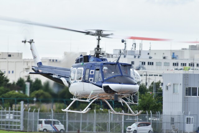 ベル212ツインジェットヘリ Bell 212 - Wikipedia