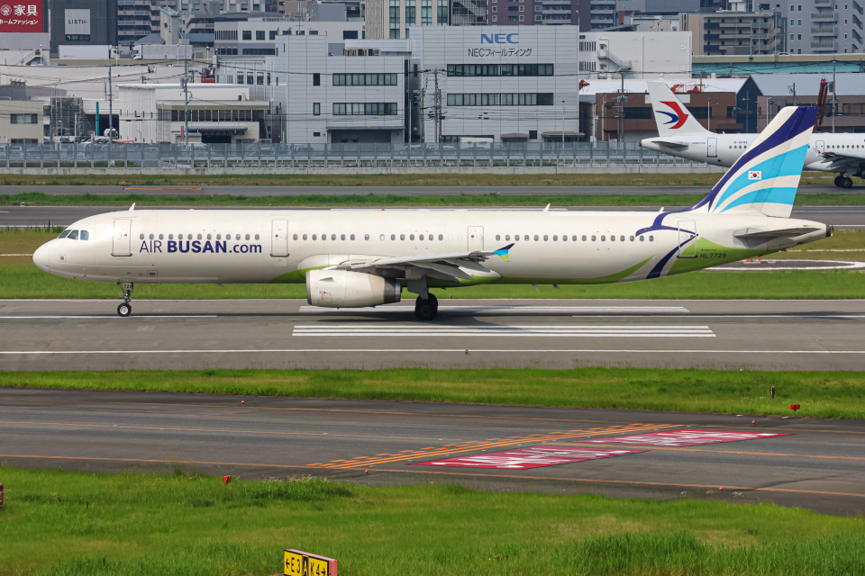 非売品　エアプサン航空(Air Busan) A321-200 1/200 HERPA AIR BUSAN Airbus A321-200 HL8072 | eBay