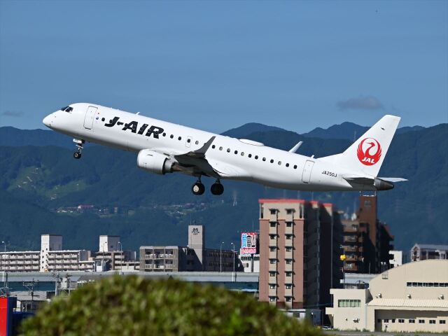 J-Air ERJ-190 JA250J 南紀白浜空港50th 1/400 エンブラエル190 JAL J-AIR 南紀白浜空港開港50周年 わか