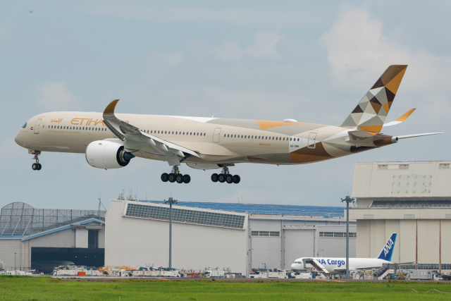 エティハド航空 機材一覧 運用中 エアバスA350-1000 | FlyTeam
