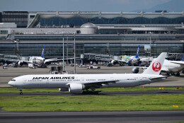 日本航空 Planetags B777-346 Custom Boeing 777-346 PlaneTag Tail # | PlaneTags™ – MotoArt