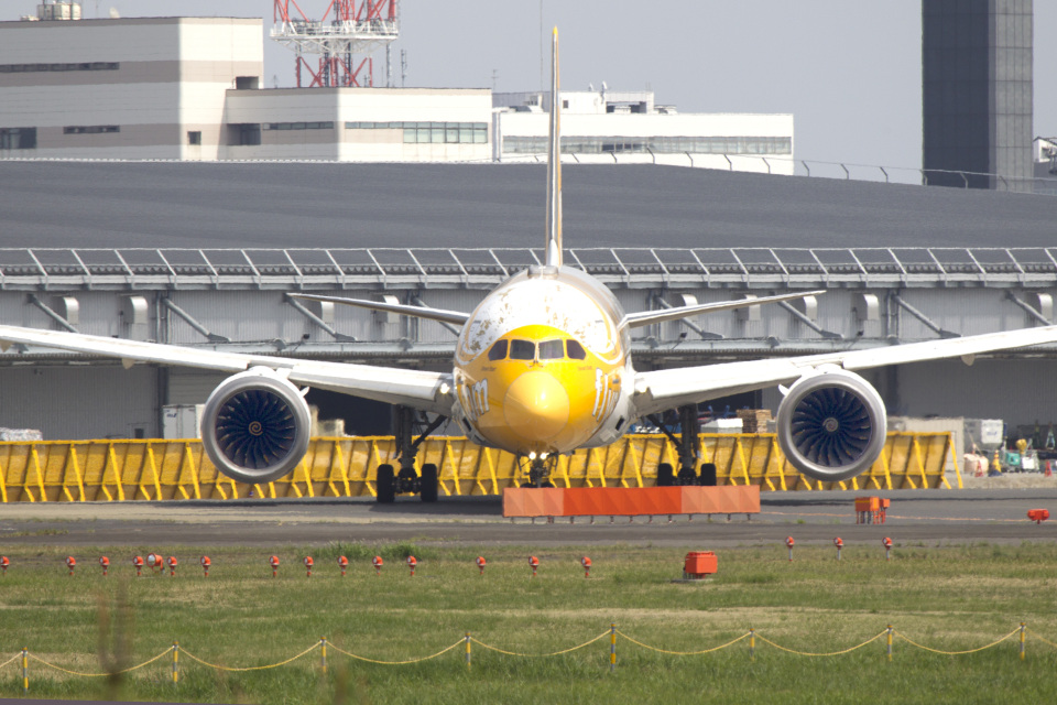 スクート Boeing 787-9 9V-OJA 成田国際空港 航空フォト | by